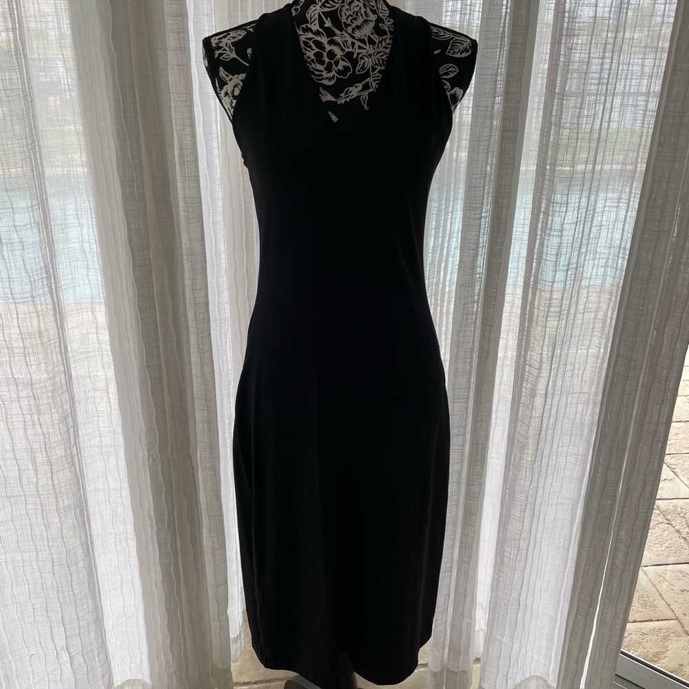 Susana Monaco black fitted dress